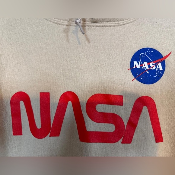 Artist Union NASA Patch Hoodie – Beige, Size M - Picture 3 of 8